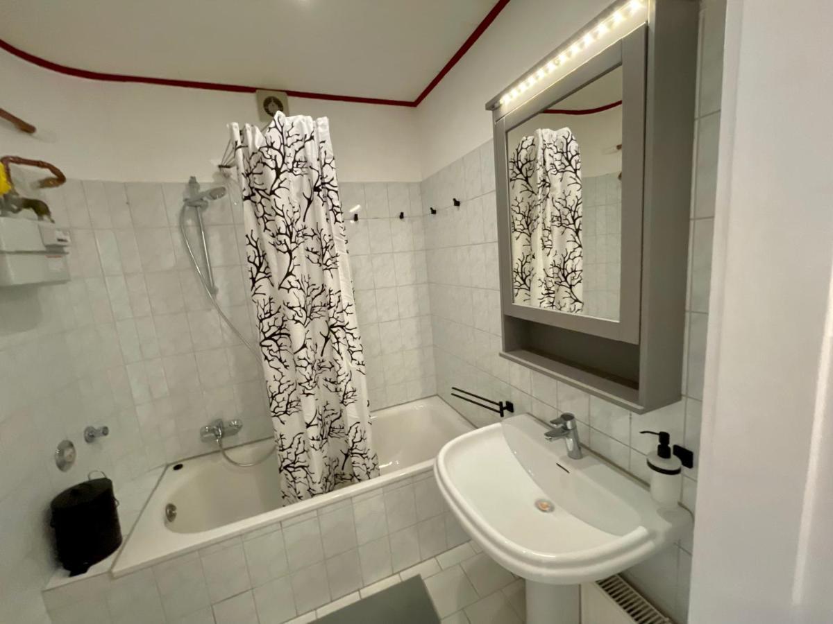 Purple Kitchen - Apartment Mit Grosser Wohnkueche Bremerhaven Zewnętrze zdjęcie